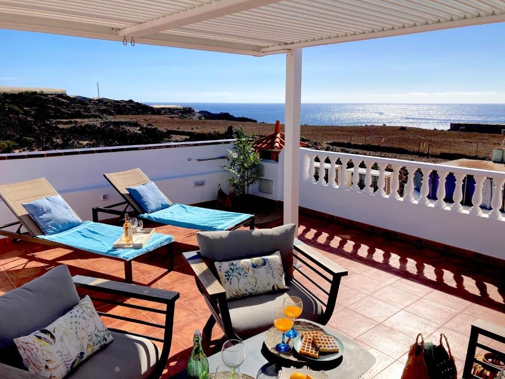 Casa Romantica with ocean view