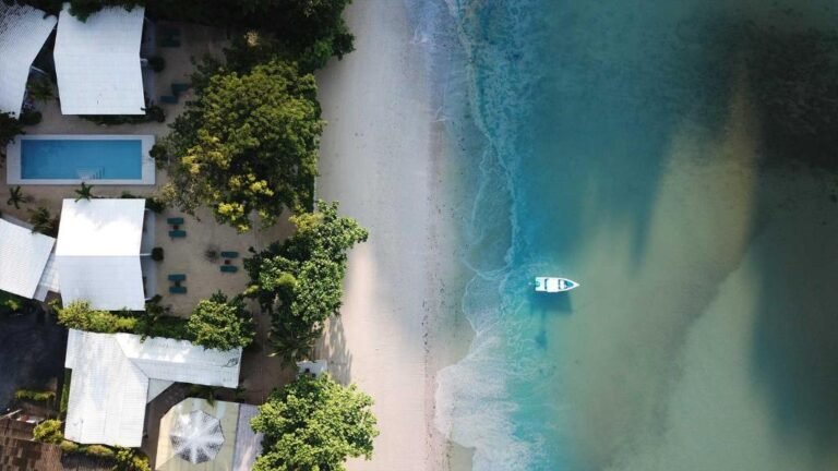 Hoteles frente al mar en Panwa Beach