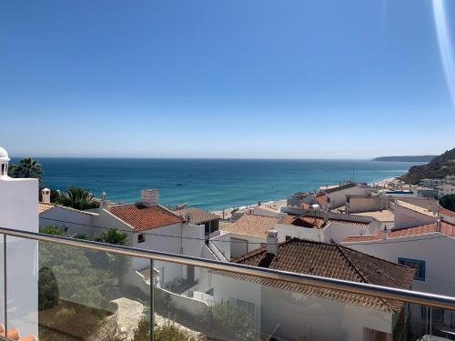 Imagen 2 de Casa Pedro in Salema - Oceanview & beach